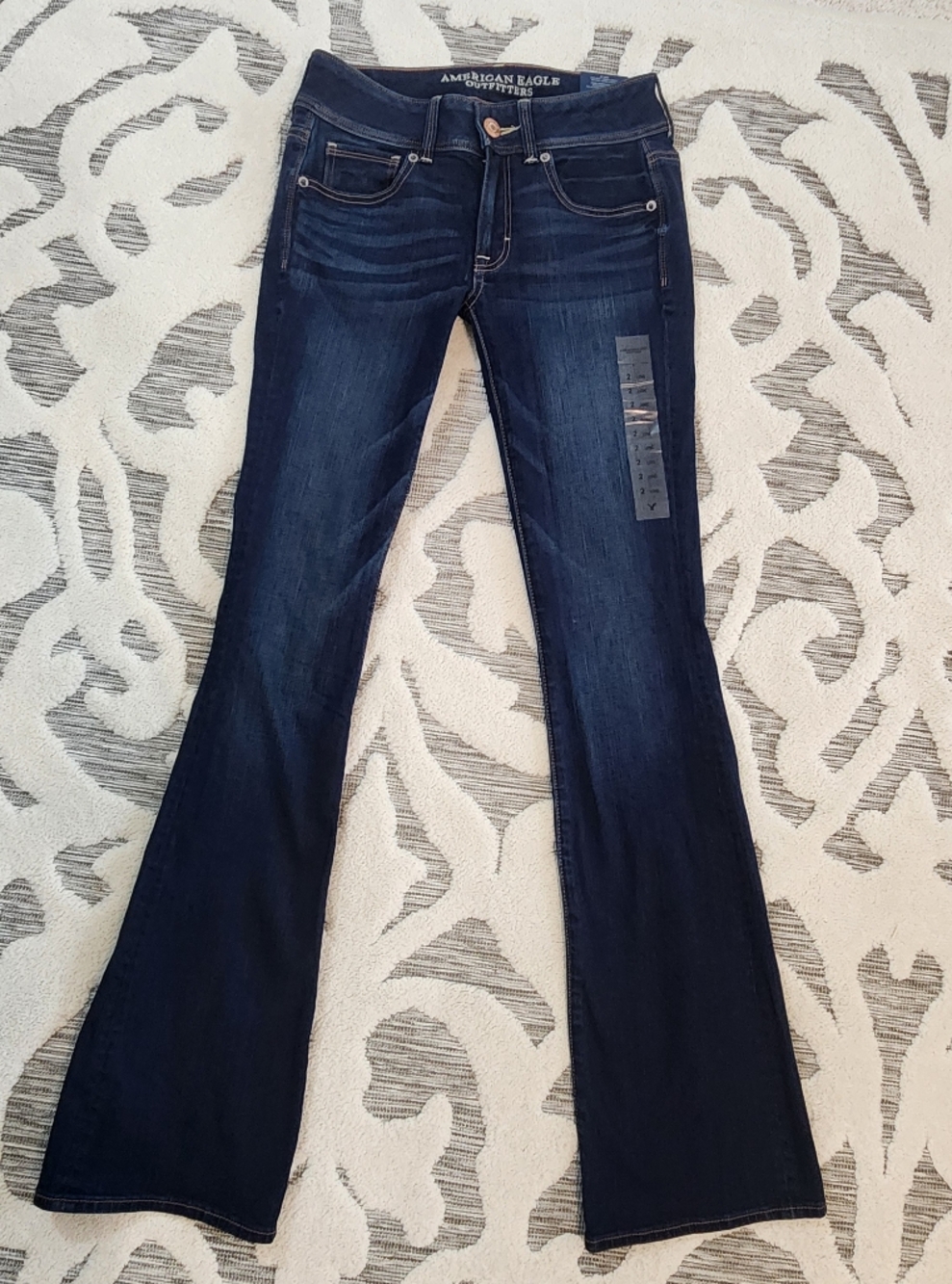 American Eagle Kickboot Low-Rise Jeans Size 2L